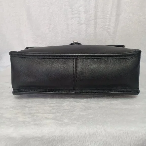 Coach Willis Bag - Nickel - Picture 7 of 13